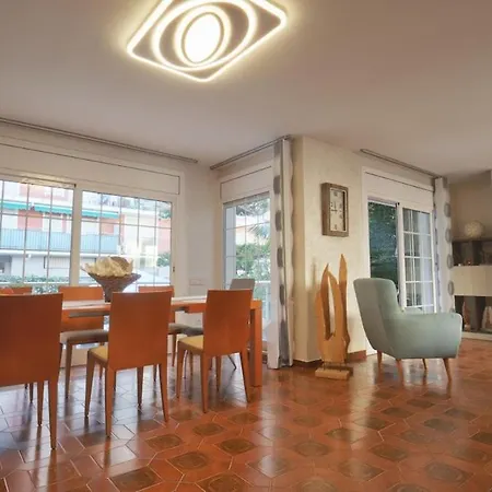 Seahomes Vacations - Chill & Pool 200m * Pineda de Mar