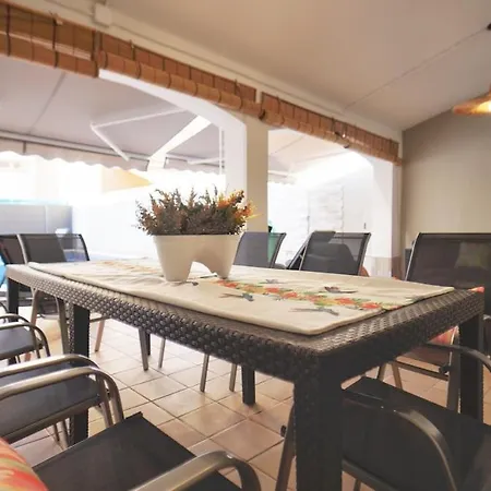 Seahomes Vacations - Chill & Pool 200m *