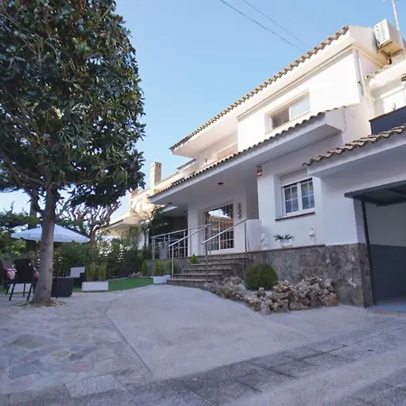 Seahomes Vacations - Chill & Pool 200m